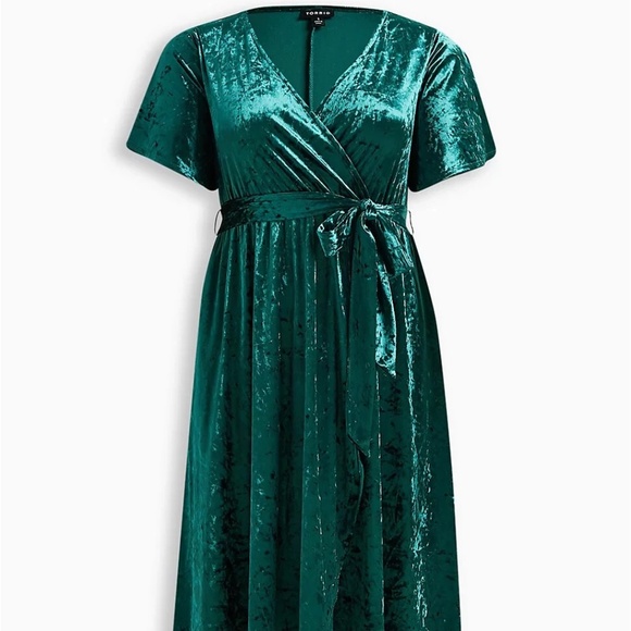 Torrid Green Velvet Wrap Dress - Torrid Size 3 (22-24, 3X) - Picture 13 of 13